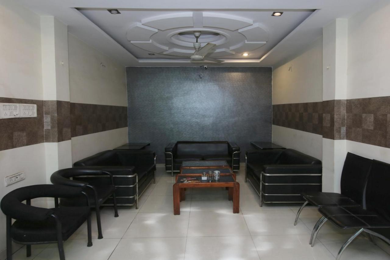 Oyo Hotel Shubhkamna Jabalpur Εξωτερικό φωτογραφία